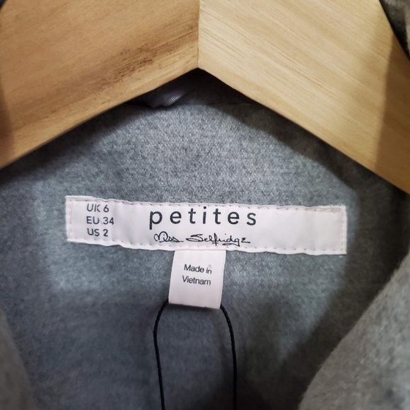 ⭐Host Pick⭐ Petites Miss Selfridge | Grey Double Breasted Pea Coat - Picture 3 of 6